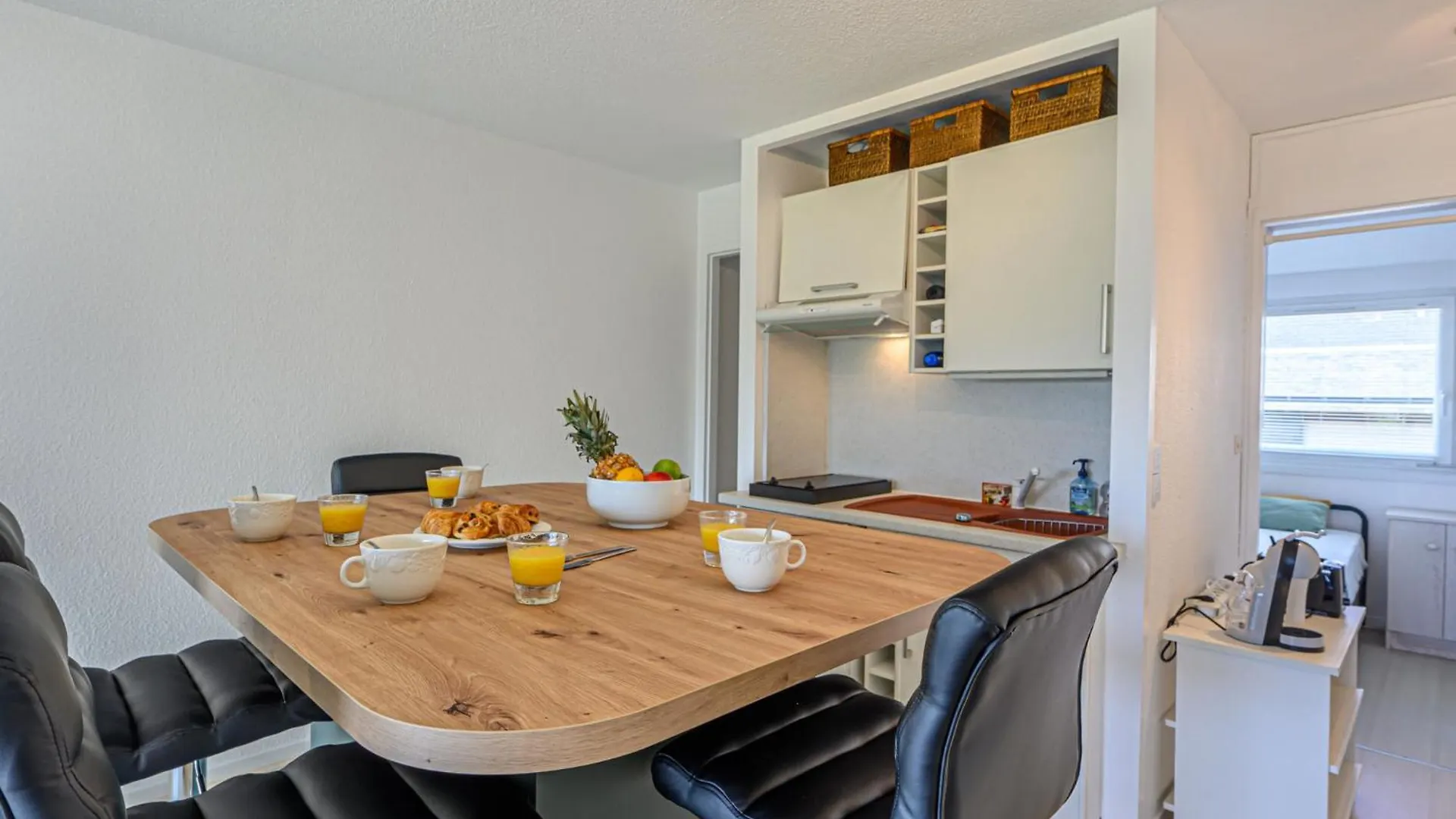 Studio Maison Port En Dro-11 By Interhome Carnac